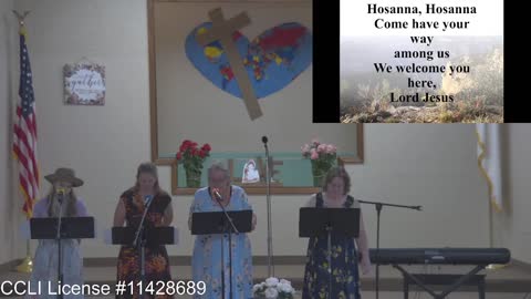 Moose Creek Baptist Church Sing “Hosanna” During Service 7-17-2022