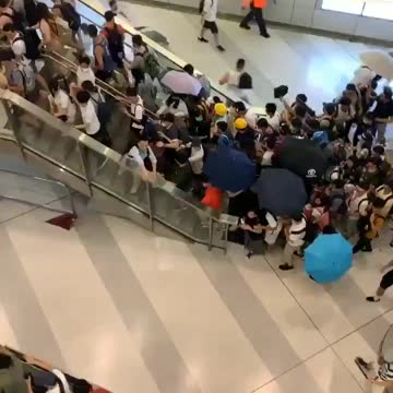 2019 元朗MTR恐襲