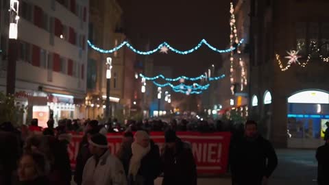 Thousands protest covid-tyranny in Cottbus, Germany.