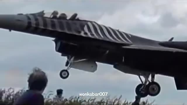 Extremely low flying planes compilation