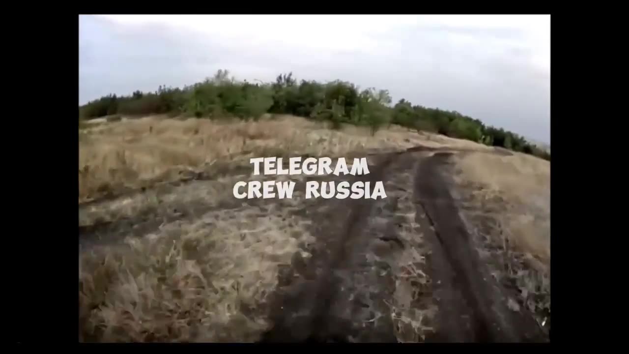 Russian stormtrooper shoots down a Ukrainian FPV drone after it chased him