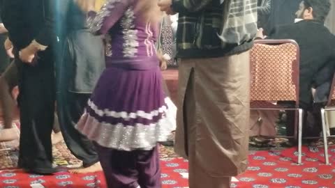 Amazing dance by cute Pakistani girls.