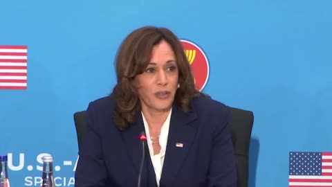 Kamala Harris : "And to work together... as we continue to work..."