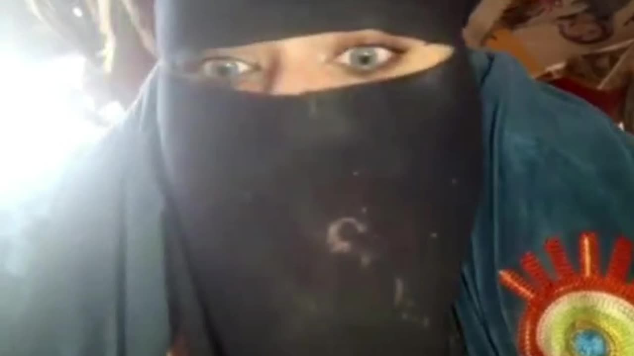 A Beautiful Arab Women Webcam