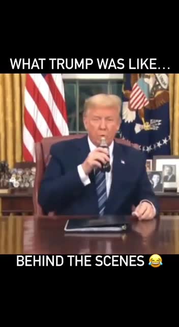 Donald Trump con sus chiste 😄😄