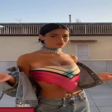 Dilemma 2 - Beautiful Sexy Girls Dance