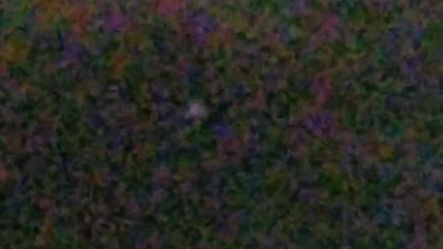 Weird light object hovering over Massachusetts