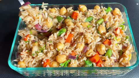 Protein Rich Lunch Box Recipe _ Healthy lunch box _ Quick lunch or dinner ideas _chickpea fried rice