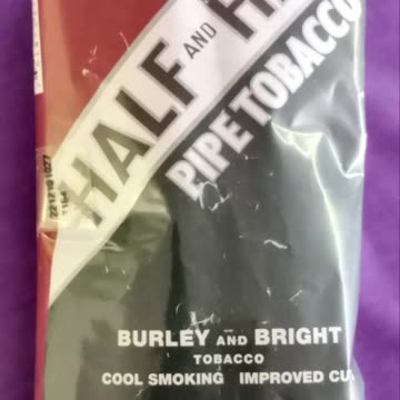 Half and half pipe tobacco