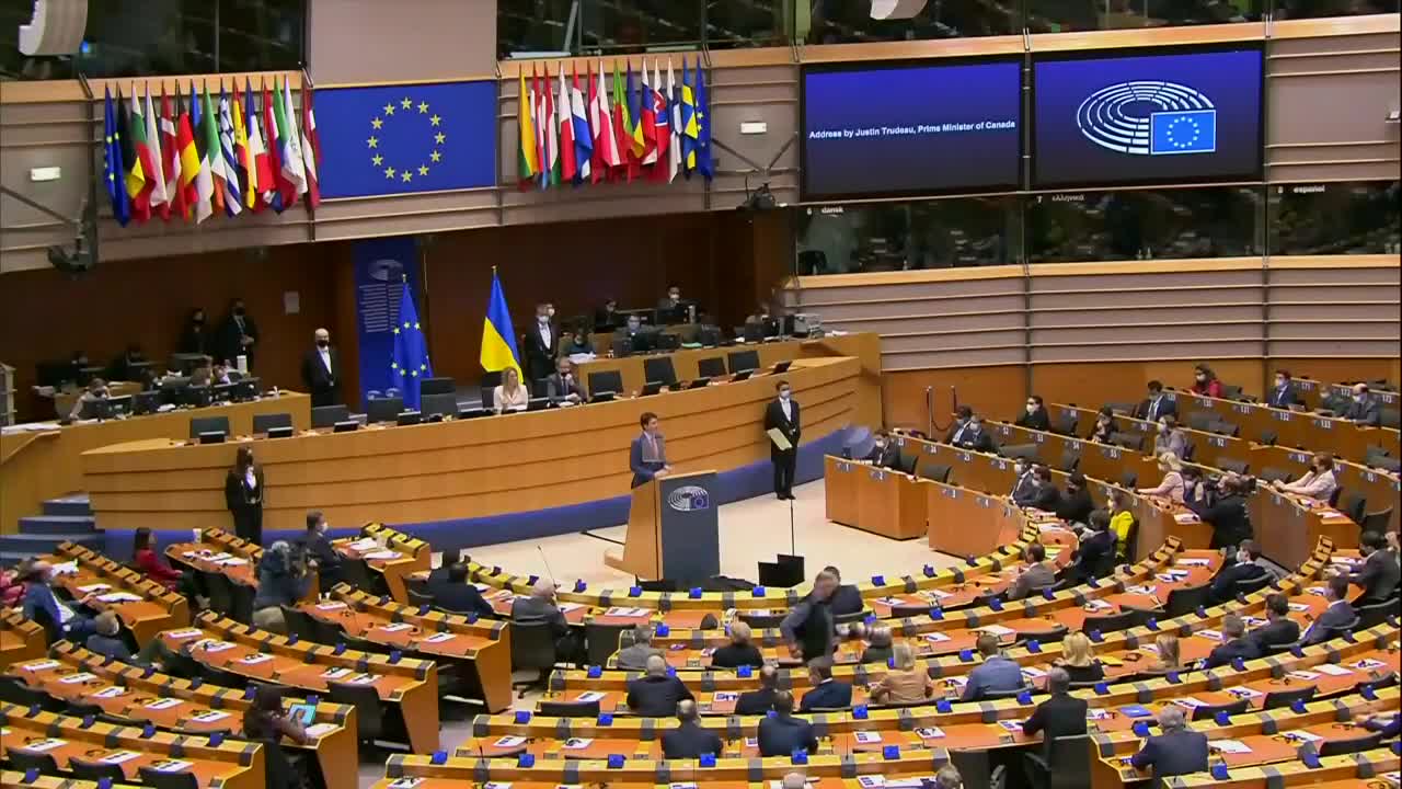 Trudeau giving a hypocritical speech about democracy to EU leaders