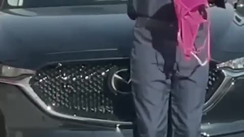 The girl did the unexpected right in front of the police