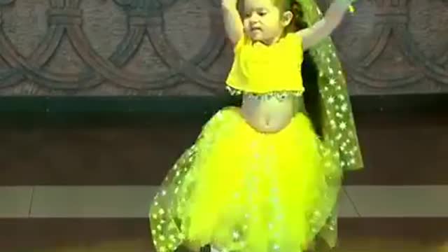 Best performance of cute girl