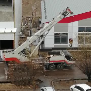 Crane for the construction of buildings.