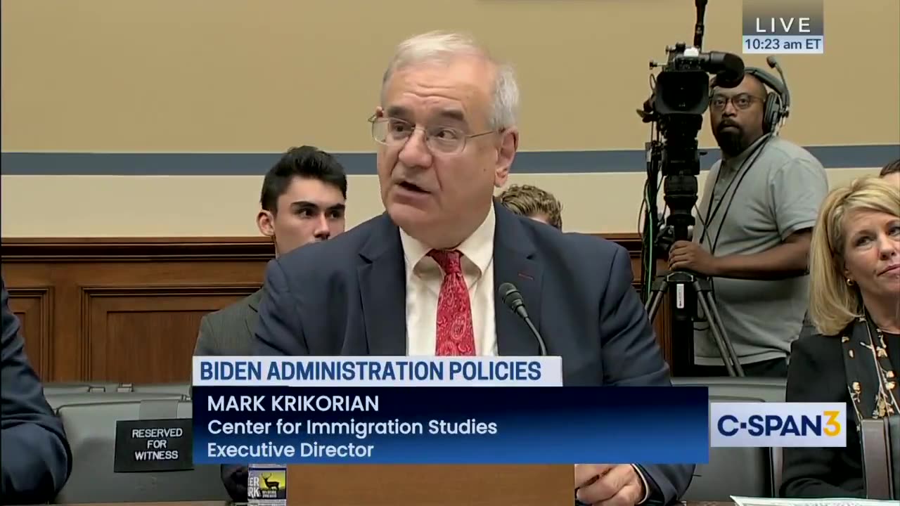 Mark Krikorian says the Illegal Immigration problem was done on purpose by Biden & Harris