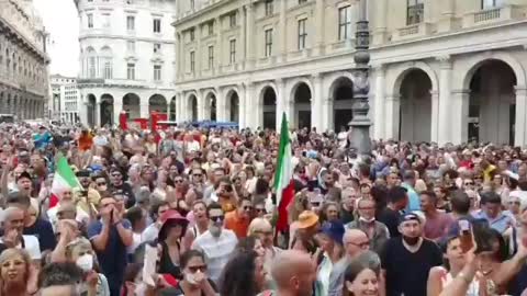 Genova contro i virologi di regime
