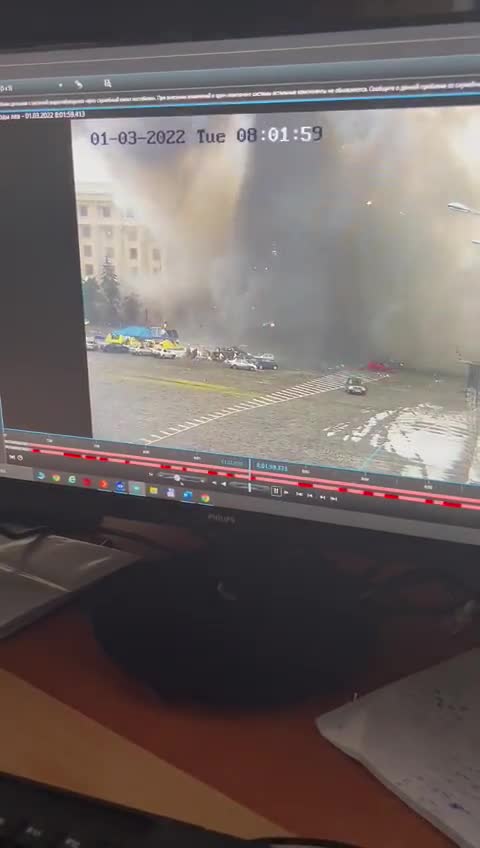Ukrainian Government Building Gets Blown Up While Surrounded By Civilians