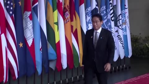 Japans leader Fumio Kishida to step down in September.mp4