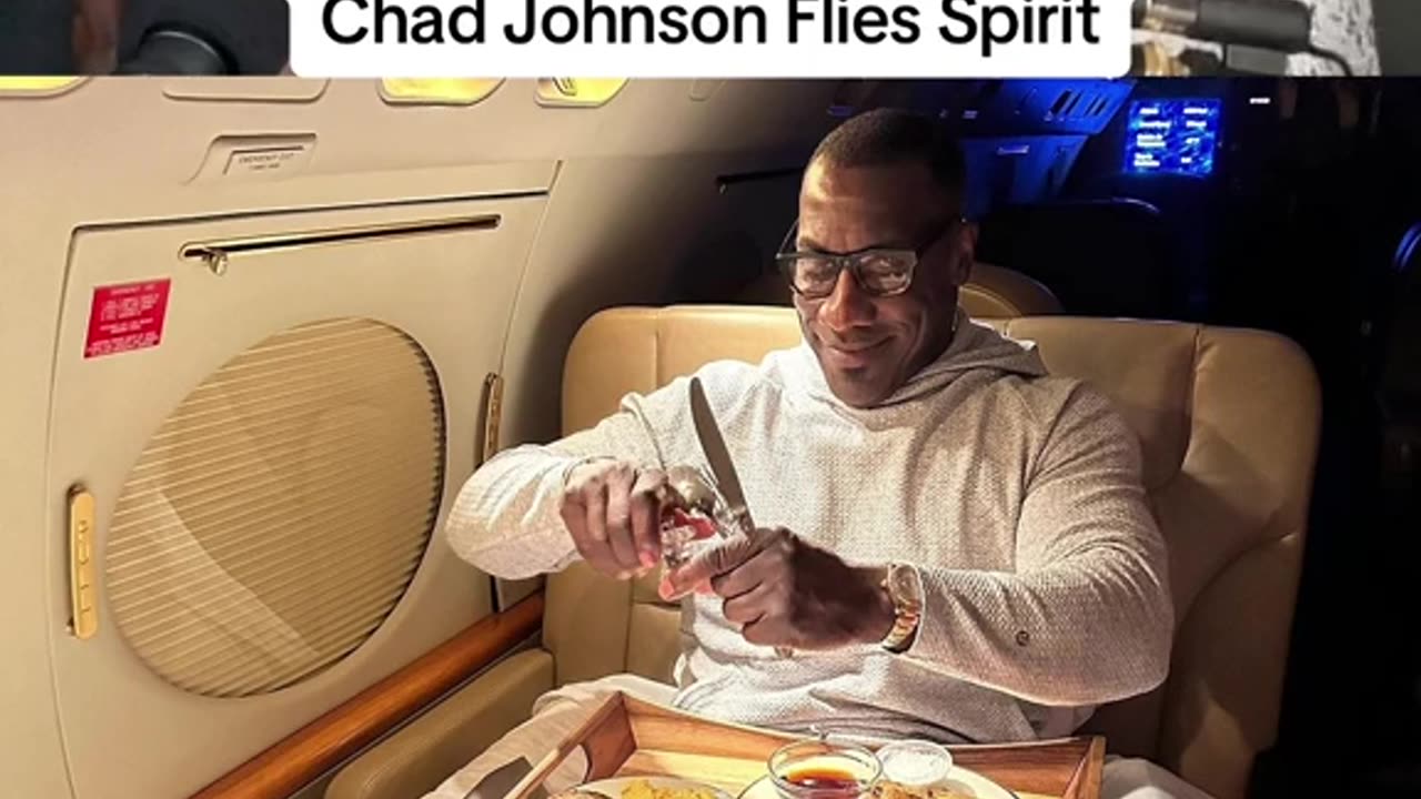 Shannon Sharpe flies private, Chad Johnson flies Spirit