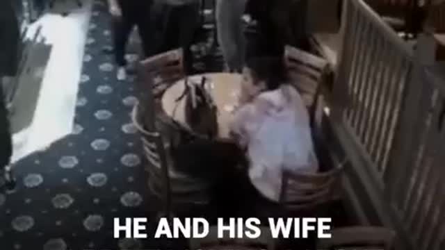 Boxer destroys an entire gang that was harassing his wife