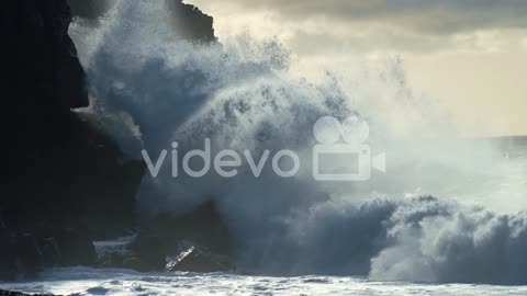 angry high waves