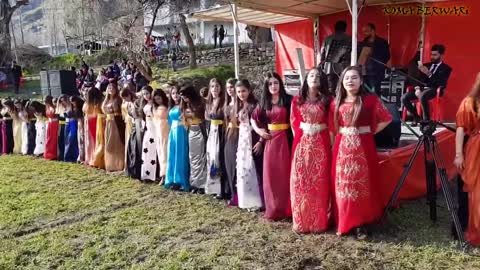 Kurdish Dance . Baile kurdo