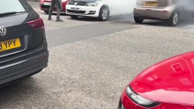 The importance of keeping a fire extinguisher in the car