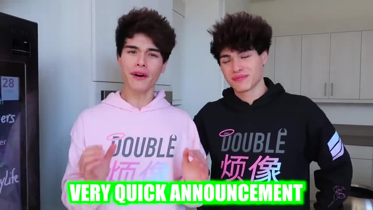 SCARY Halloween Prank On Friends!