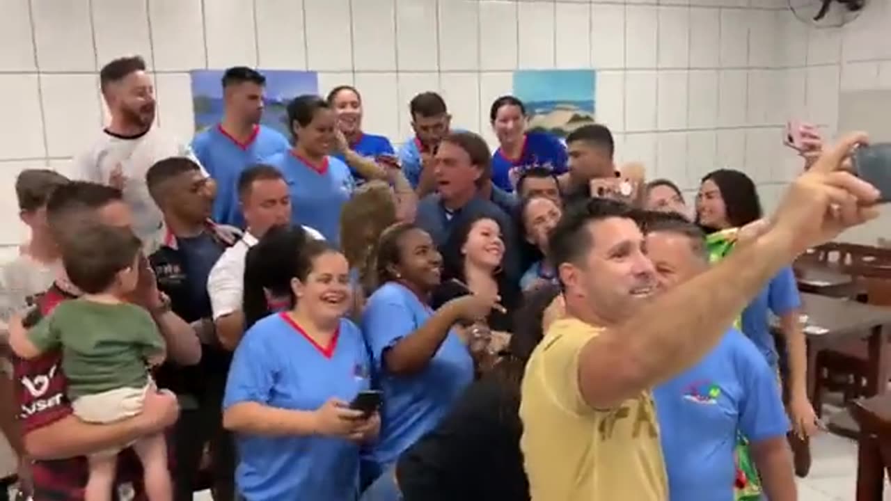 UM POVO QUE AMA ESTE PRESIDENTE!