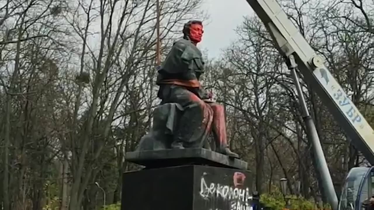 🏛️🇺🇦 Ukraine Perspective | Monument to Pushkin Demolished in Kyiv | RCF