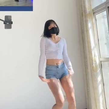 Still, white high heels look good