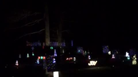 Award winning Christmas lights synchronized to the radio