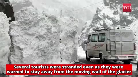 Watch- 10-ft high glacier wall breaks off, slides onto highway in HP’s Kinnaur