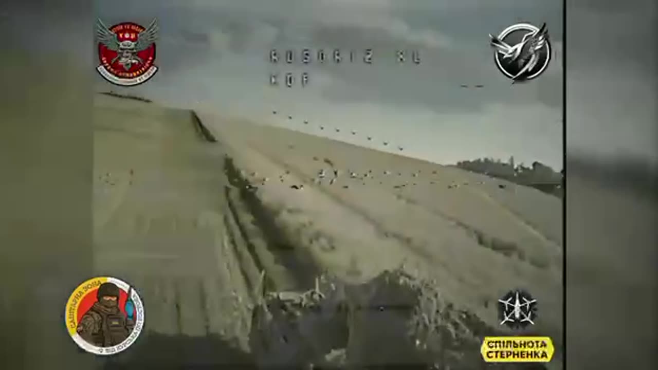 💥 Destruction of the Russian BTR-82A by FPV drone in the Kursk region