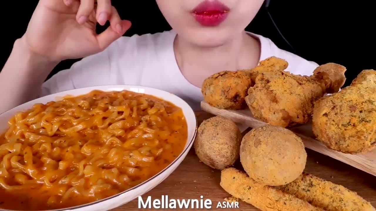 ASMR CHEESY CARBO FIRE NOODLES, CHICKEN, CHEESE BALL, CHEESE STICK