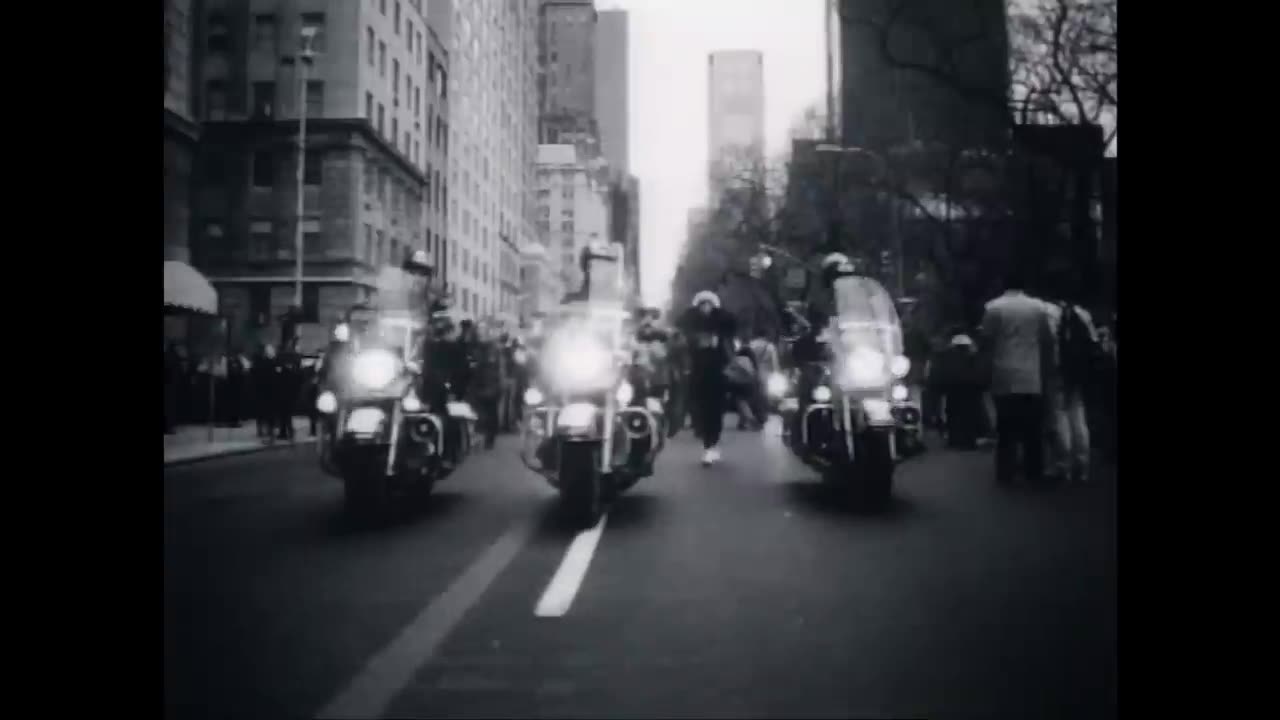 House of Pain - Jump Around ( Video )