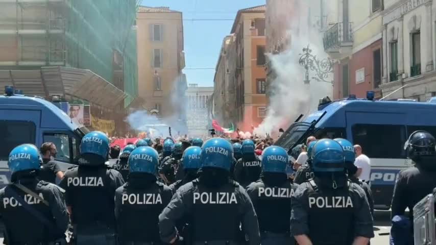 Giant Protests In Rome As Citizens Revolt Against Great Reset