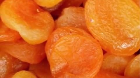 Two benefits of eating apricots