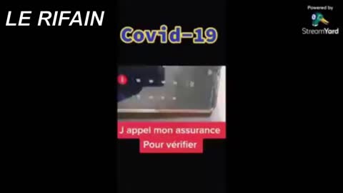 Un soignant appelle son assurance pour savoir si les effets secondaires sont couverts