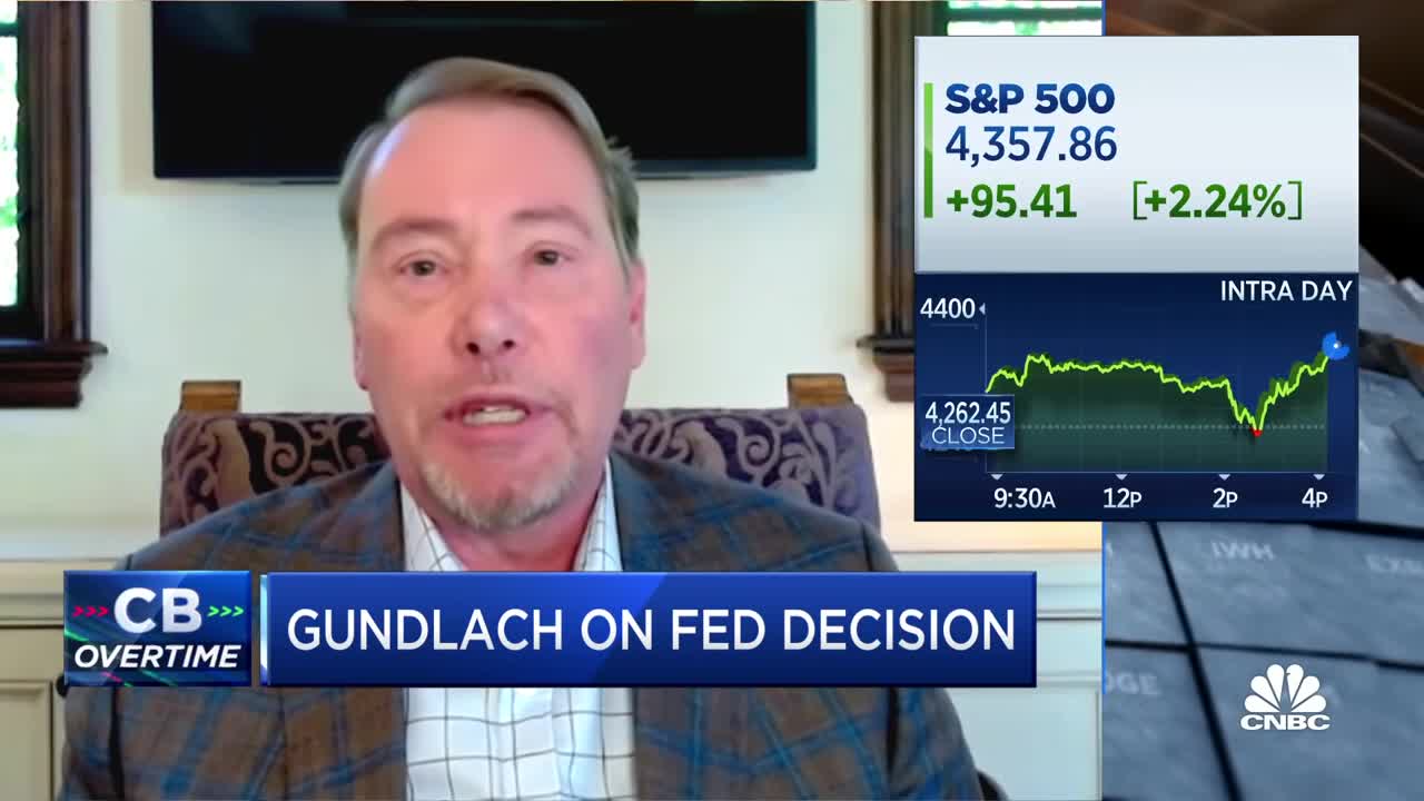 The Fed follows the 2-year Treasury, says DoubleLine's Gundlach