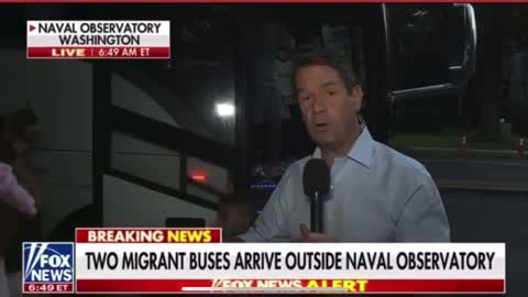 Two migrant buses arrive outside Kamala Harris home in DC