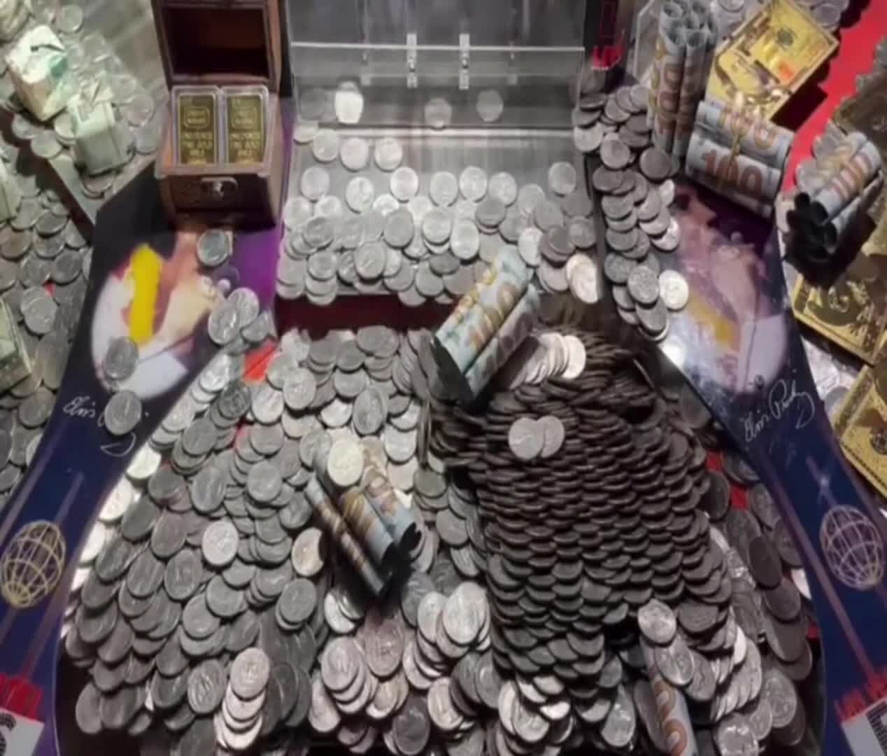 Play gold games to pass the time