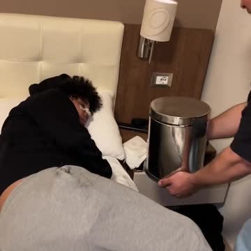 funny|prank|jokes|funny jokes|dad jokes|funny memes|funny video|fun|laughing|funny animal|knock