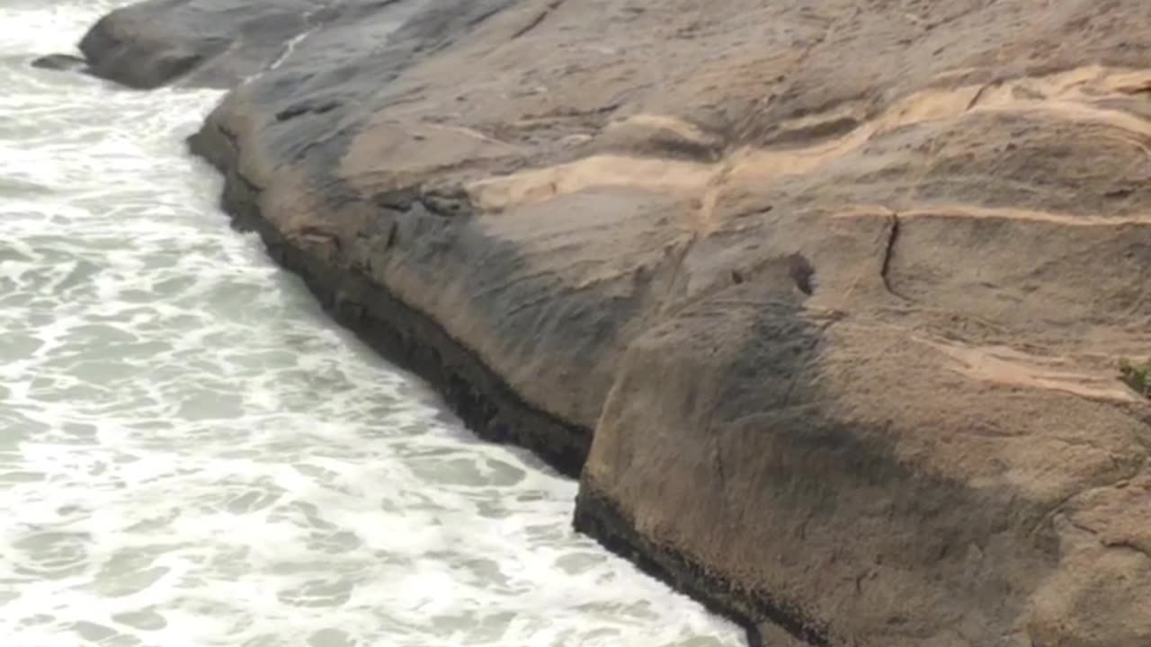 Swimmers Face Dangerous Conditions At Rocky Beach