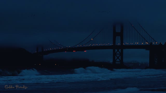 Night Time Relaxing Ocean Waves under Golden Gate Bridge