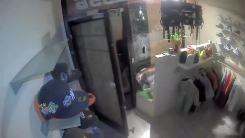 Meanwhile in California 😳😳