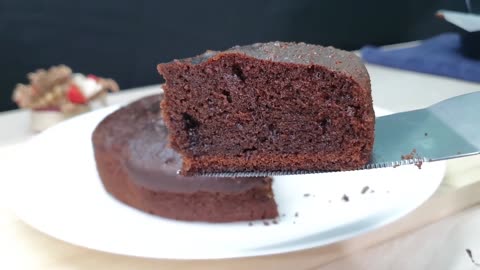 Moist Chocolate Cake In Blender | Easy Chocolate Cake Recipe Without Oven in Lockdown