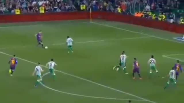 BEST MOMENT MESSI TRICKS ! OMG...