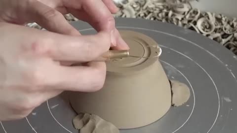 The Design Of The Bottom Of The Pottery Cup