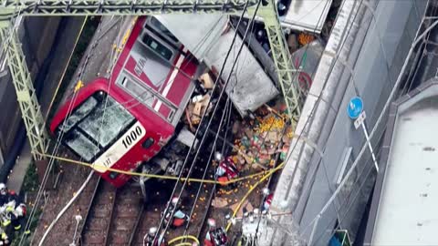 El choque de un tren deja un muerto y 20 heridos en Japón