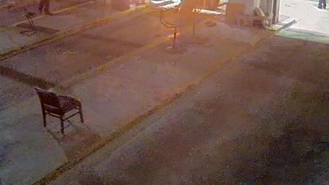 3138RHOBG3CStGarageLeftDoor_2021-01-06_19h16min10s277ms.mp4